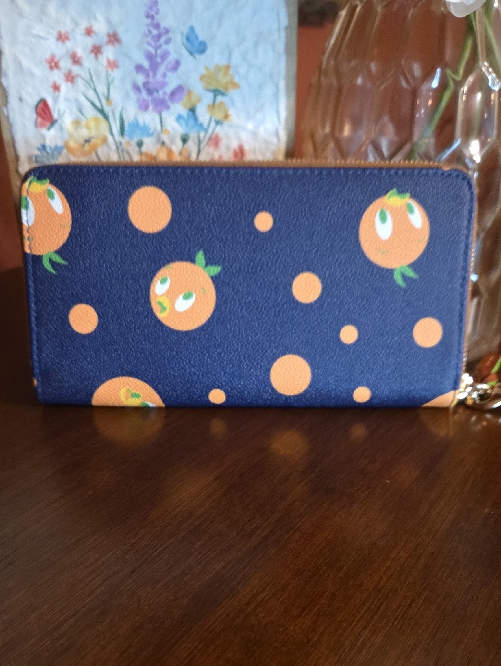 Dooney & Bourke Disney Parks Orange Bird Wallet EUC - Picture 3 of 16